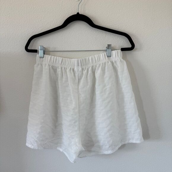 EUC White Sheer Textured 2-Piece Matching Set - Picture 6 of 8